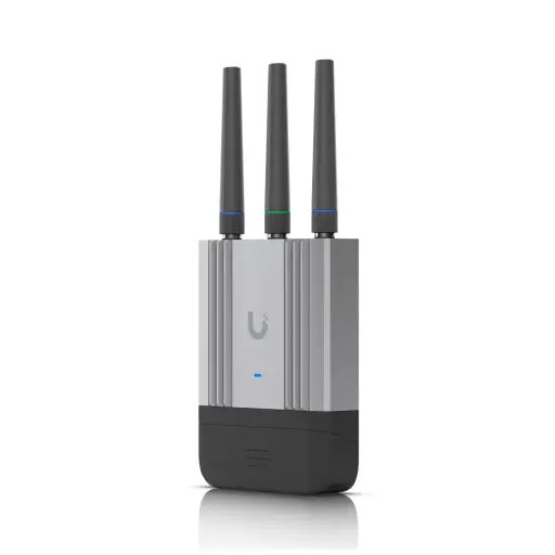 [UMR-Industrial] Ubiquiti Networks Compact & Ruggedised LTE 4g Mobile Router Industrial